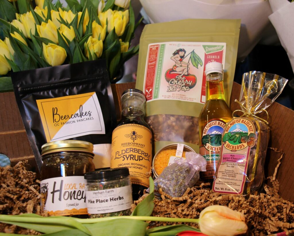Mothers Day Gift Basket | Beautiful and Unique Gift for Mom | Heritage Bee  Farm